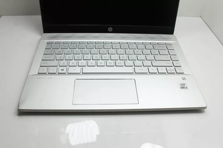 LAPTOP HP 14-CE3019NW