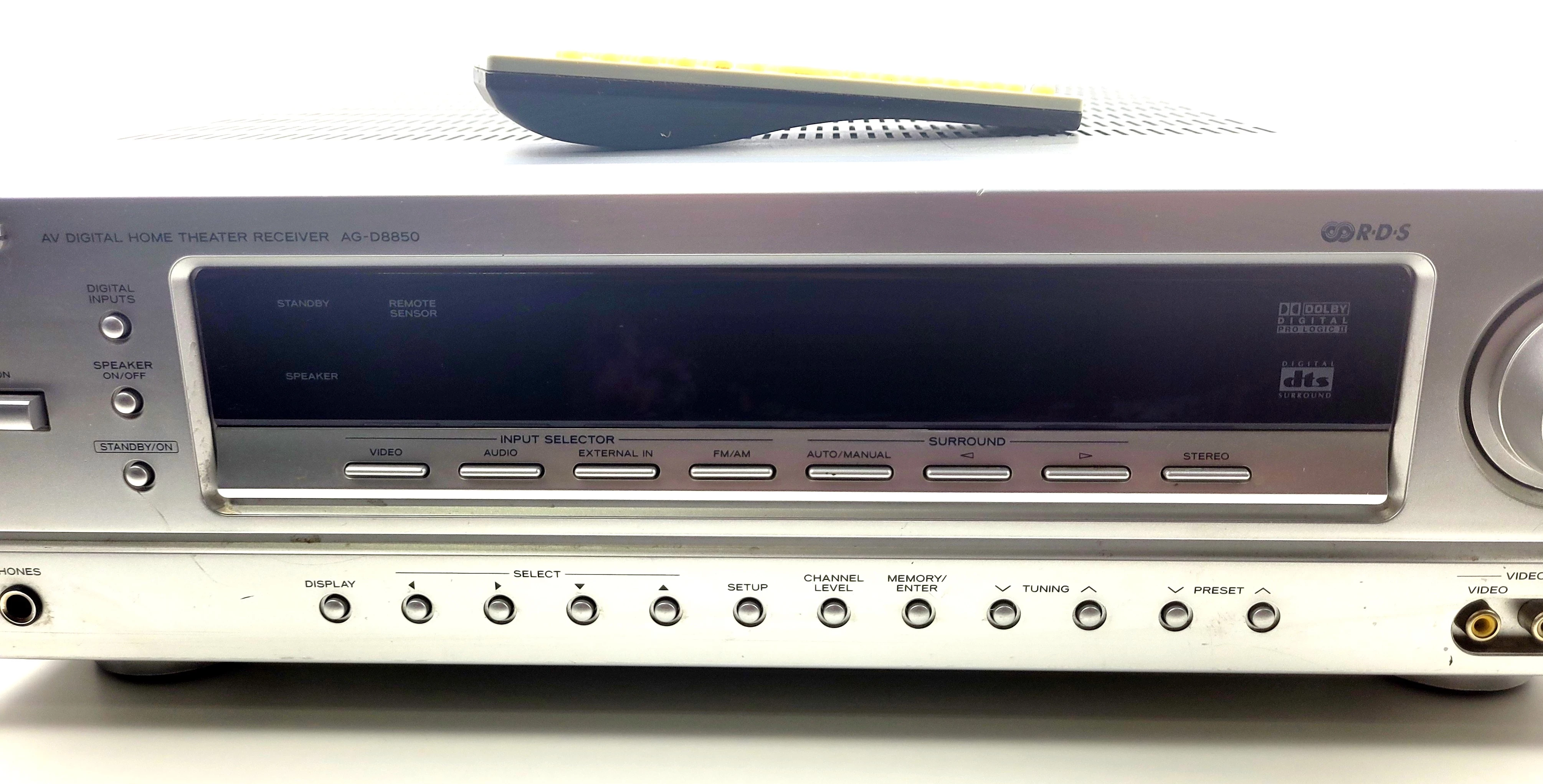 amplituner-teac-ag-d8850-pilot-marka-teac