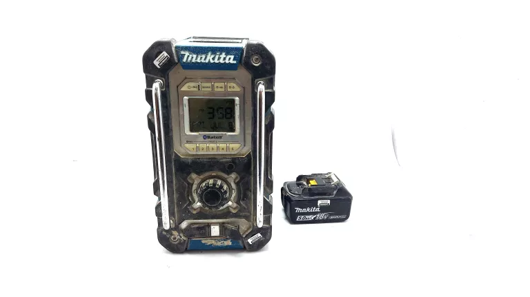 RADIO MAKITA DMR 108 (AKUMULATOR)