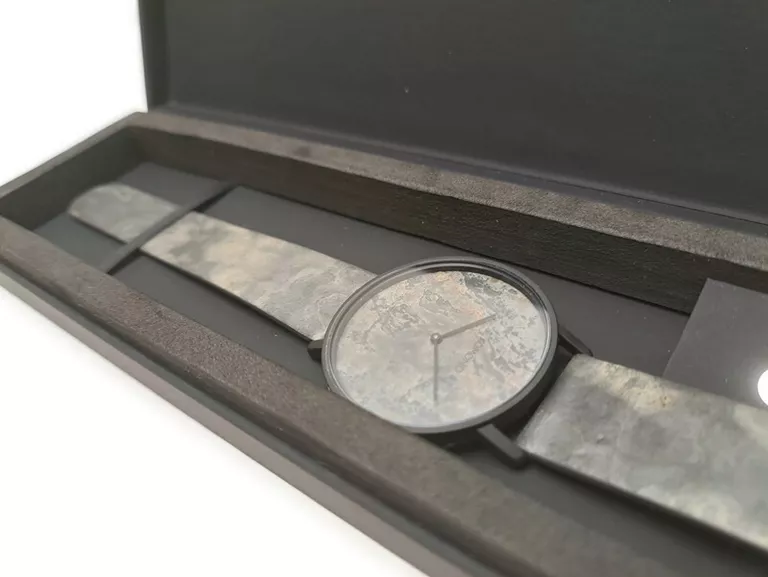 komono-zegarek-pudelko-dworcowa-52-bydgoszcz