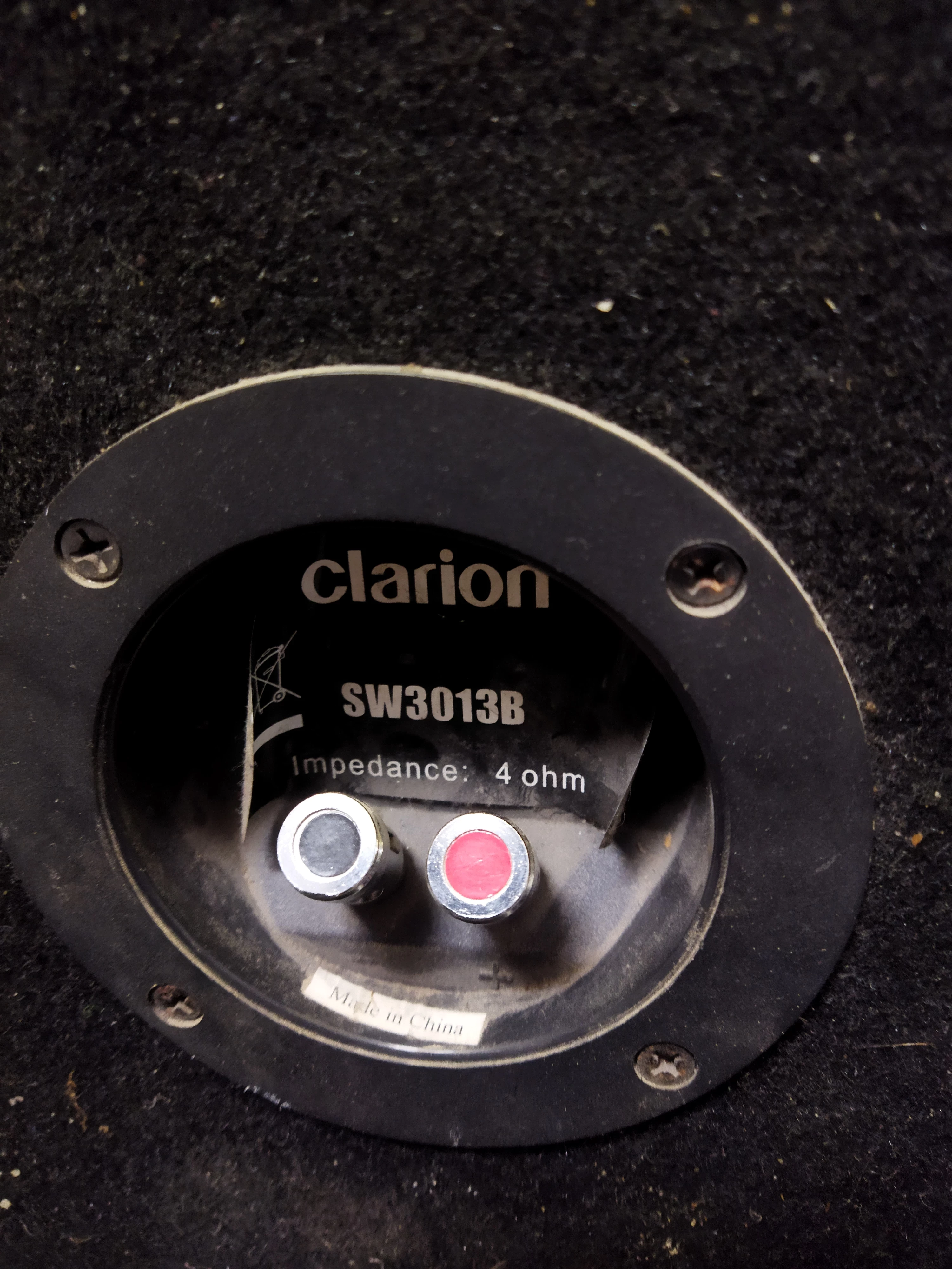 skrzynia-basowa-clarion-sw3013b-700w-kod-producenta-sw3013b