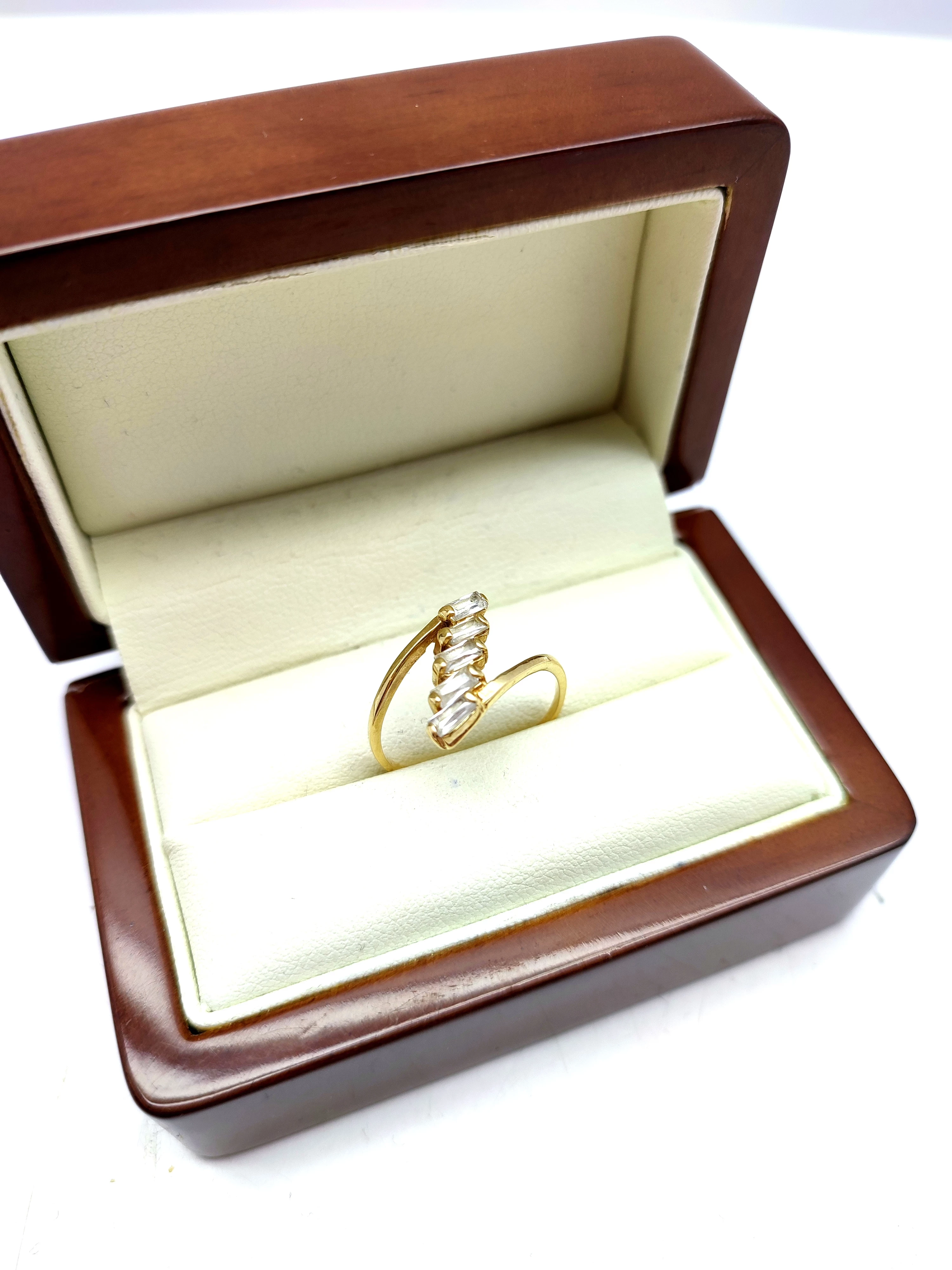 piekny-zloty-symetryczny-pierscionek-14kt-r17-rodzaj-2205-2