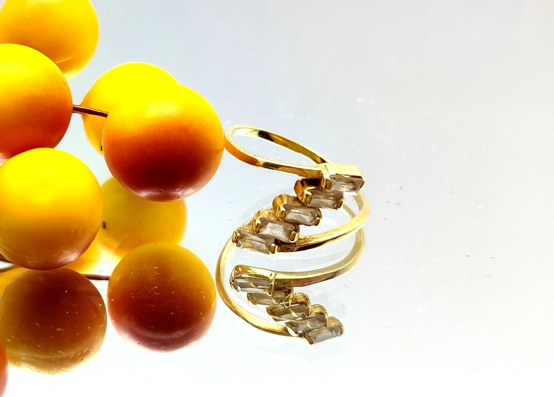 piekny-zloty-symetryczny-pierscionek-14kt-r17-kamien-17088-128