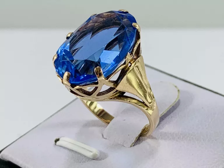 piekny-zloty-pierscionek-z-szafirem-854g-585-r16-cechy-brak