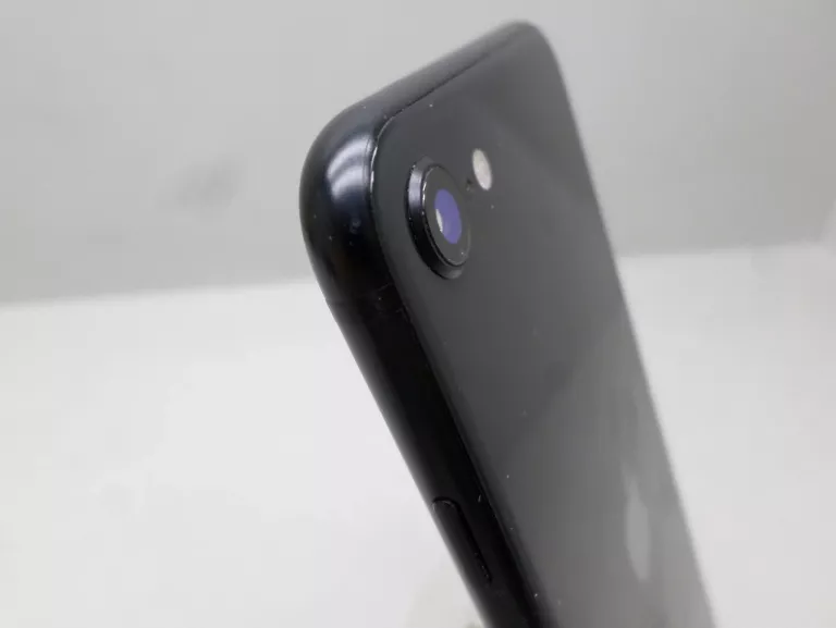 TELEFON IPHONE SE 2020 64GB