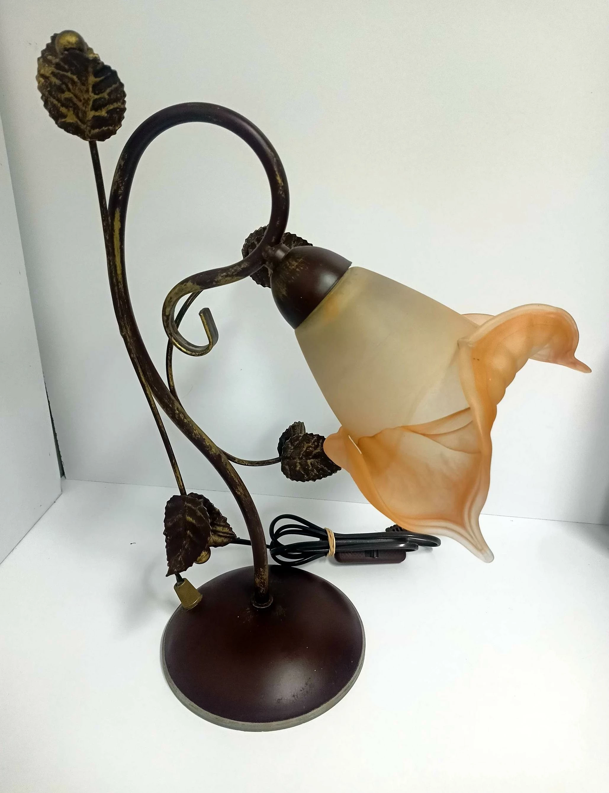 oryginalna-stylowa-lampka-nocna-kwiat-rodzaj-gwintu-inny