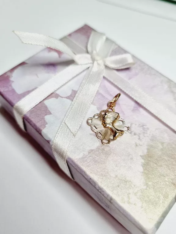 zlota-zawieszka-095g-material-15835-2