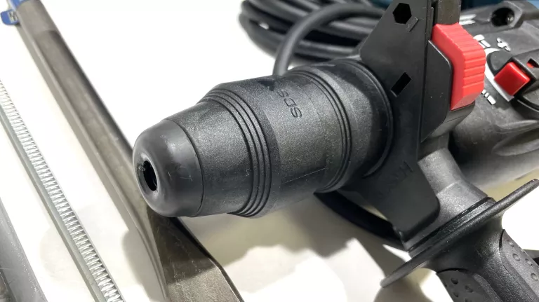 mlotowiertarka-bosch-gbh-2-28-gwar-idealny-stan-maksymalna-moc-880