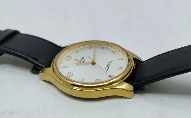 zegarek-mechaniczny-nakrecany-delbana-25020-ksztalt-koperty-okragla