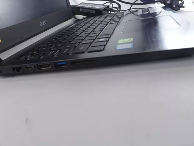 ACER ASPRIRE 5 A515-51G-57TQ I5-7200U 940MX 8GB1T