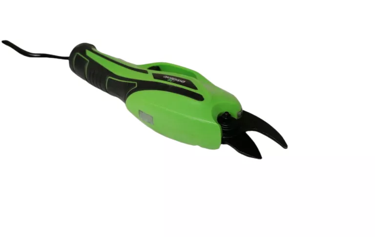 akumulatorowy-sekator-gardenic-4v-stan-uzywany