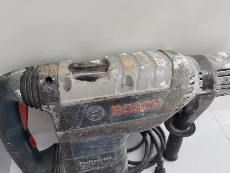 MŁOT UDAROWO-OBROTOWY BOSCH GBH 8-45 DV SDS-MAX