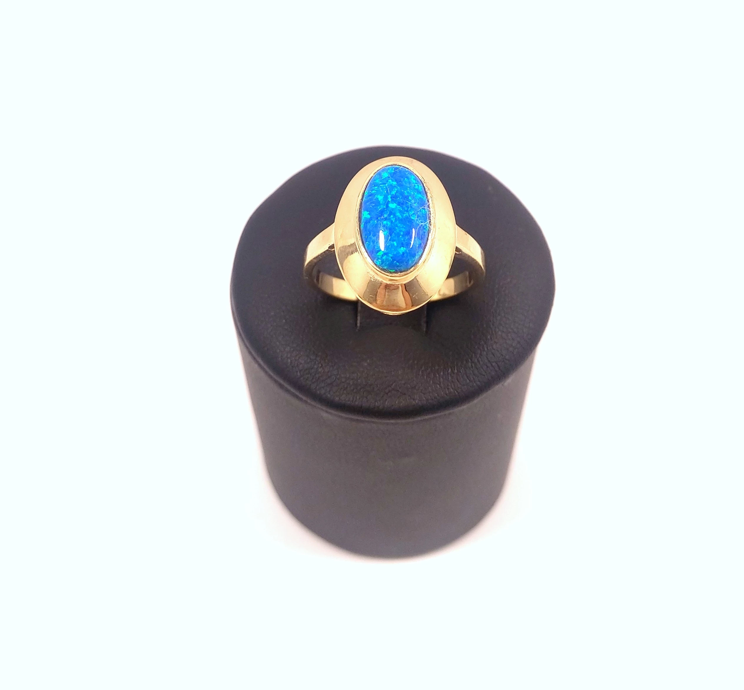 pierscionek-z-niebieskim-kamieniem-585-498g-r19-jana-pawla-ii-41a-warszawa