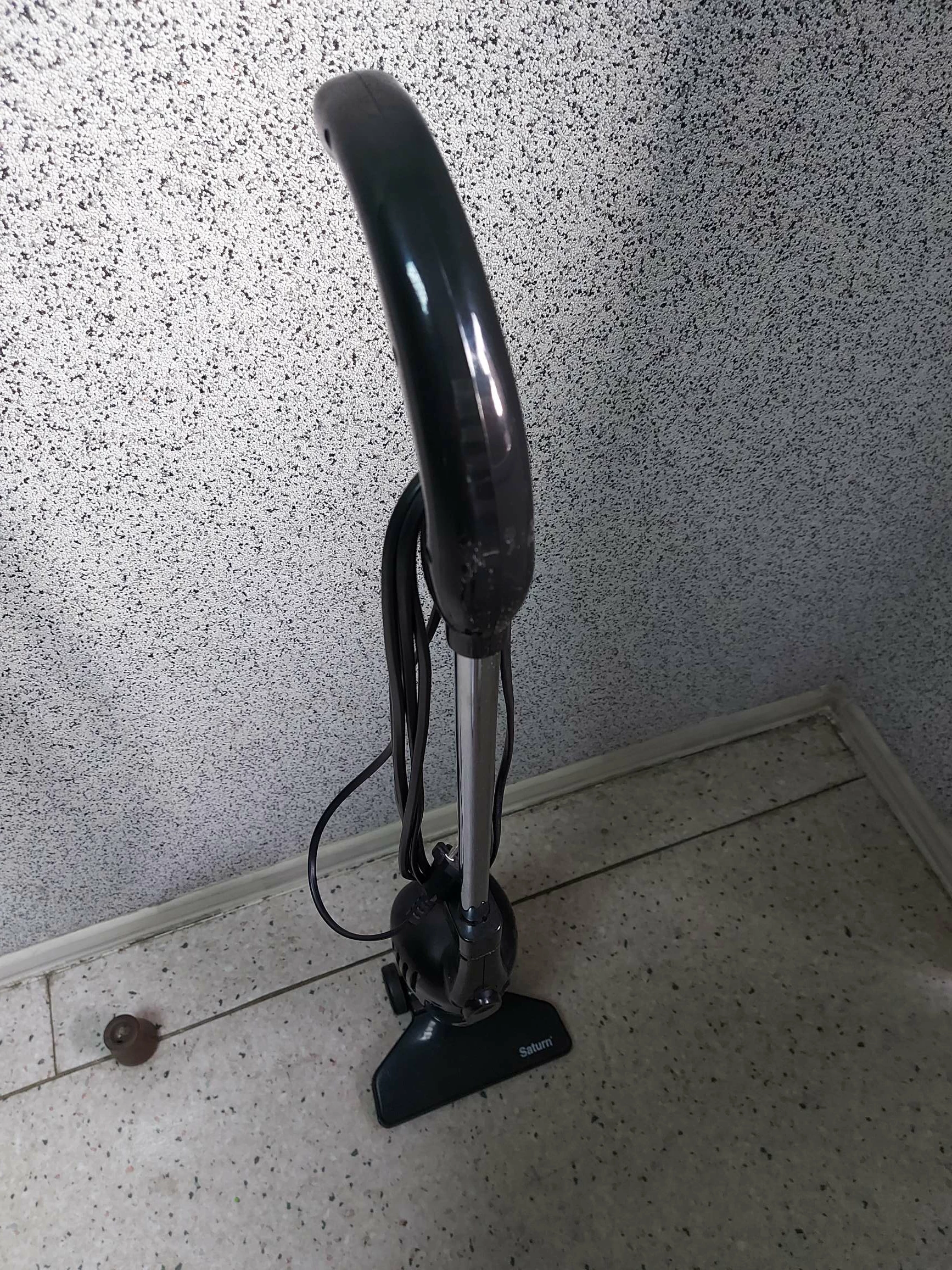 odkurzacz-saturn-600w-ean-gtin-8595150355718