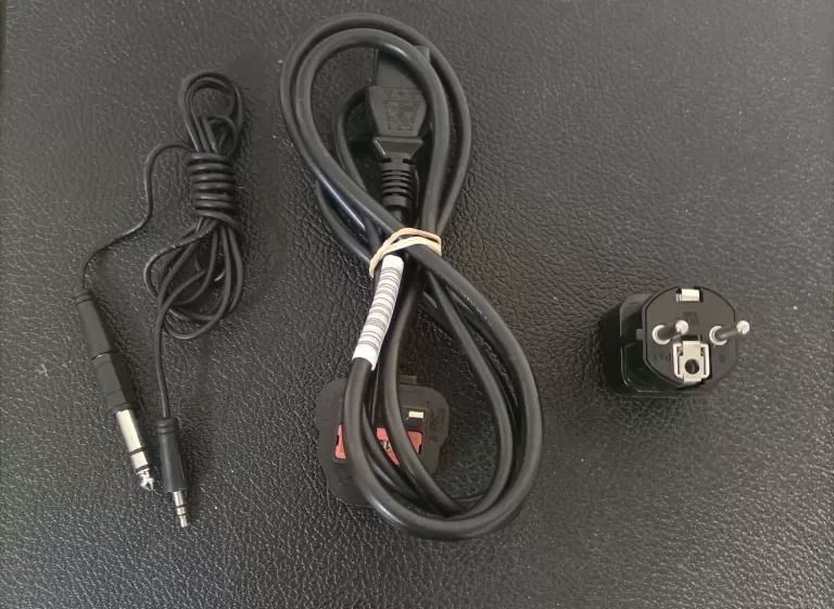 WZMACNIACZ HH ELECTRONIC IC100