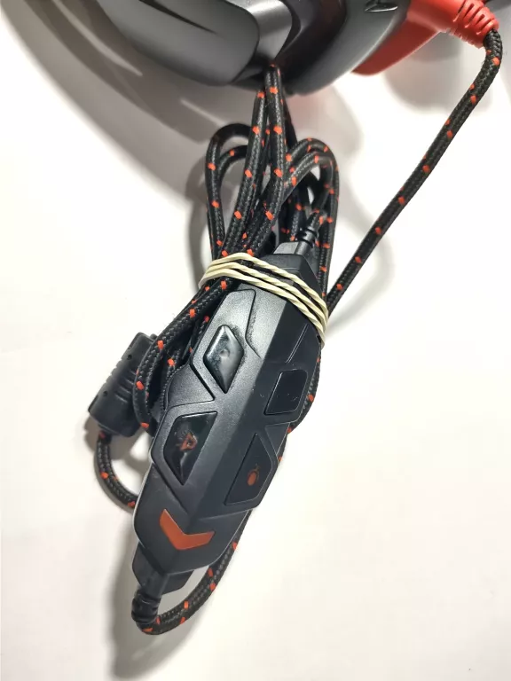 sluchawki-mad-dog-gh701-kolor-dominujacy-czerwony