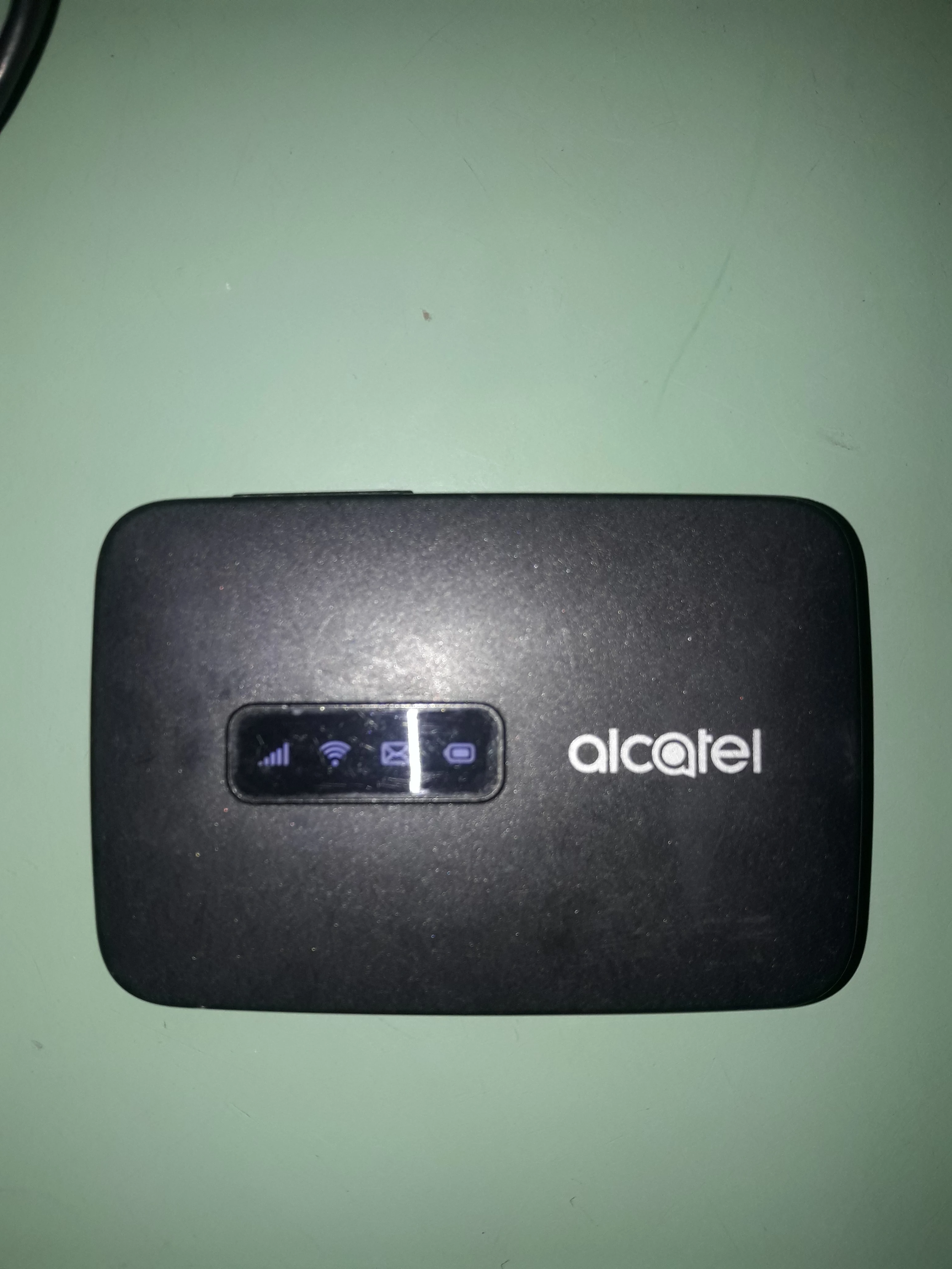 router-mobilny-alcatel-link-zone-4g-lte-mw40v-stan-uzywany