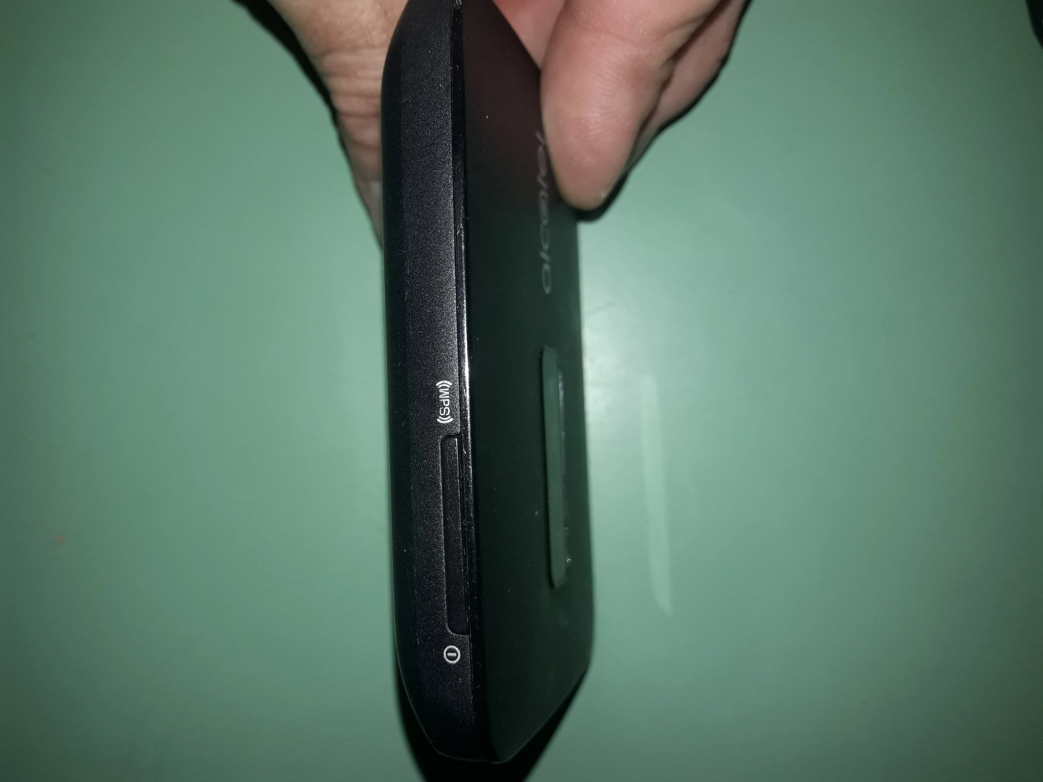 router-mobilny-alcatel-link-zone-4g-lte-mw40v-obslugiwane-standardy-lte