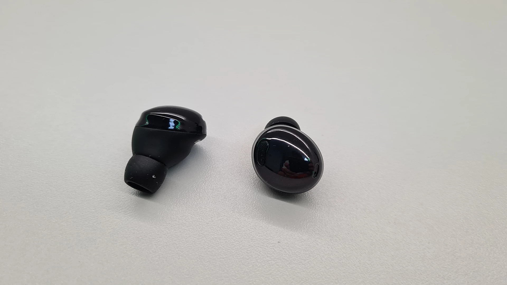 sluchawki-samsung-galaxy-pro-buds-model-galaxy-buds-pro