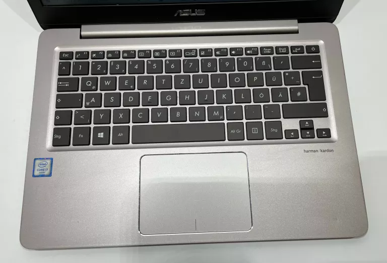 ASUS ZENBOOK UX310 I7 6500U 16GB 256+1TB