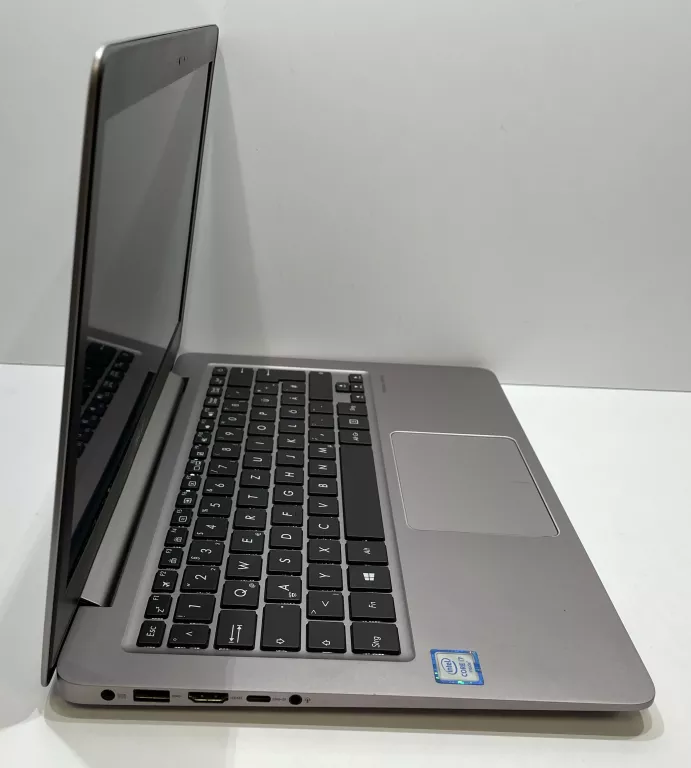 ASUS ZENBOOK UX310 I7 6500U 16GB 256+1TB