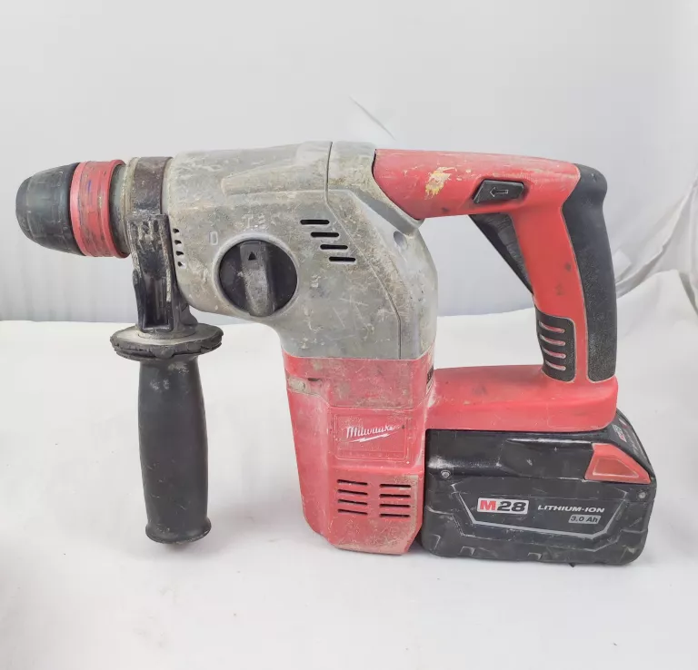 MŁOTOWIERTARKA MILWAUKEE V28HX HD 3.0AH 28V AKU
