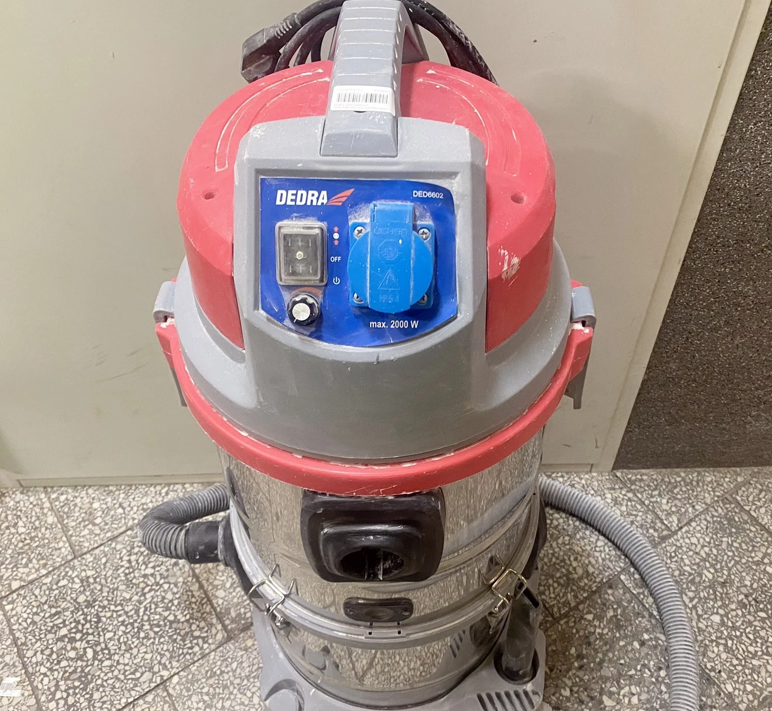 odkurzacz-przemyslowy-dedra-6602-orurowanie-waska-2-laziska-gorne