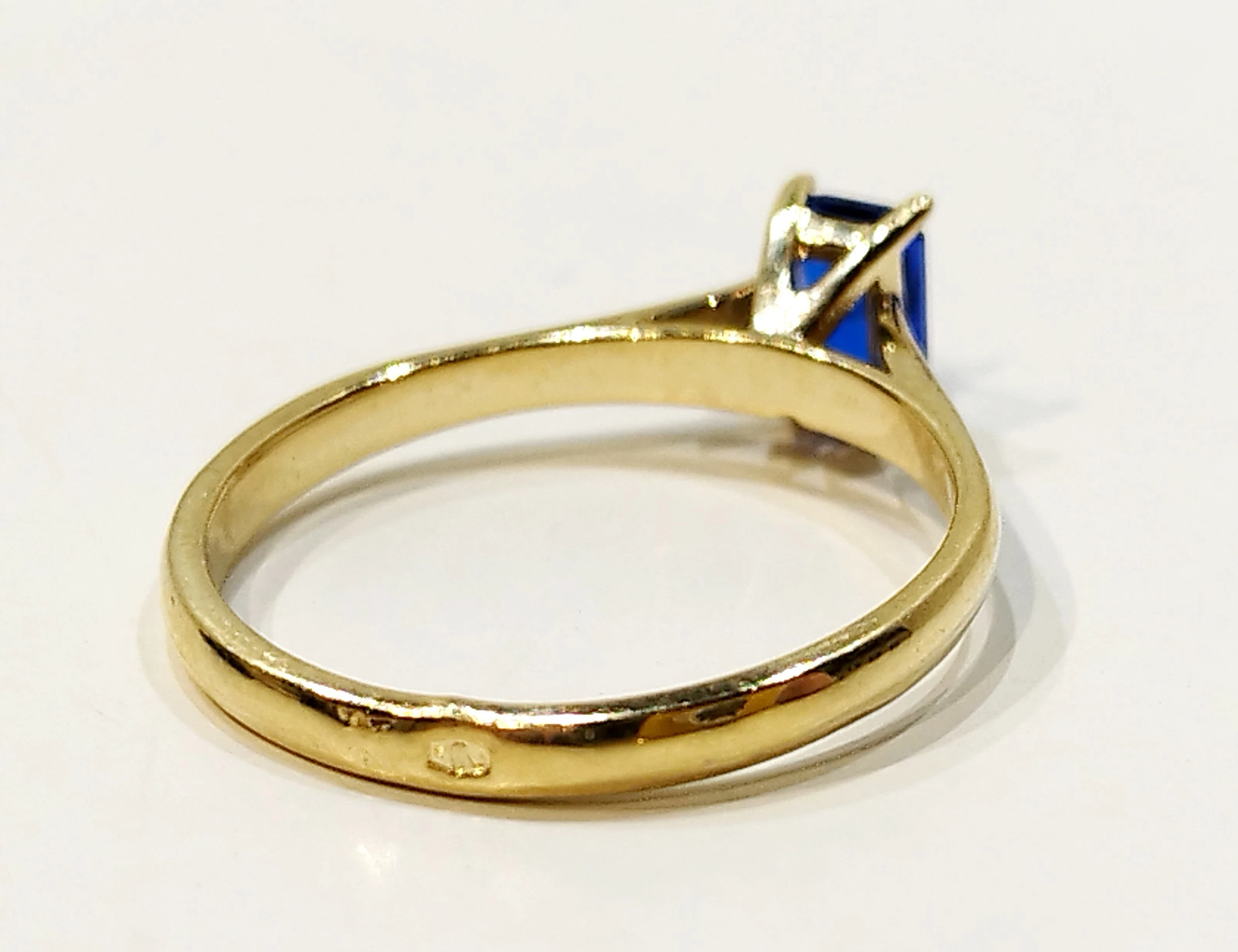 pierscionek-niebieskie-oczko-585-269g-r19-kamien-17088-128