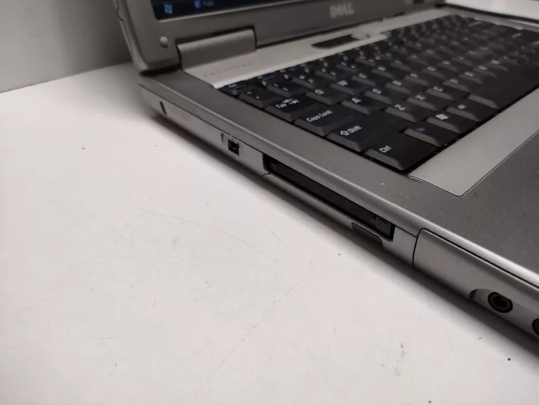 laptop-dell-latitude-d510-40gb-hdd-1gb-ram-stan-uzywany