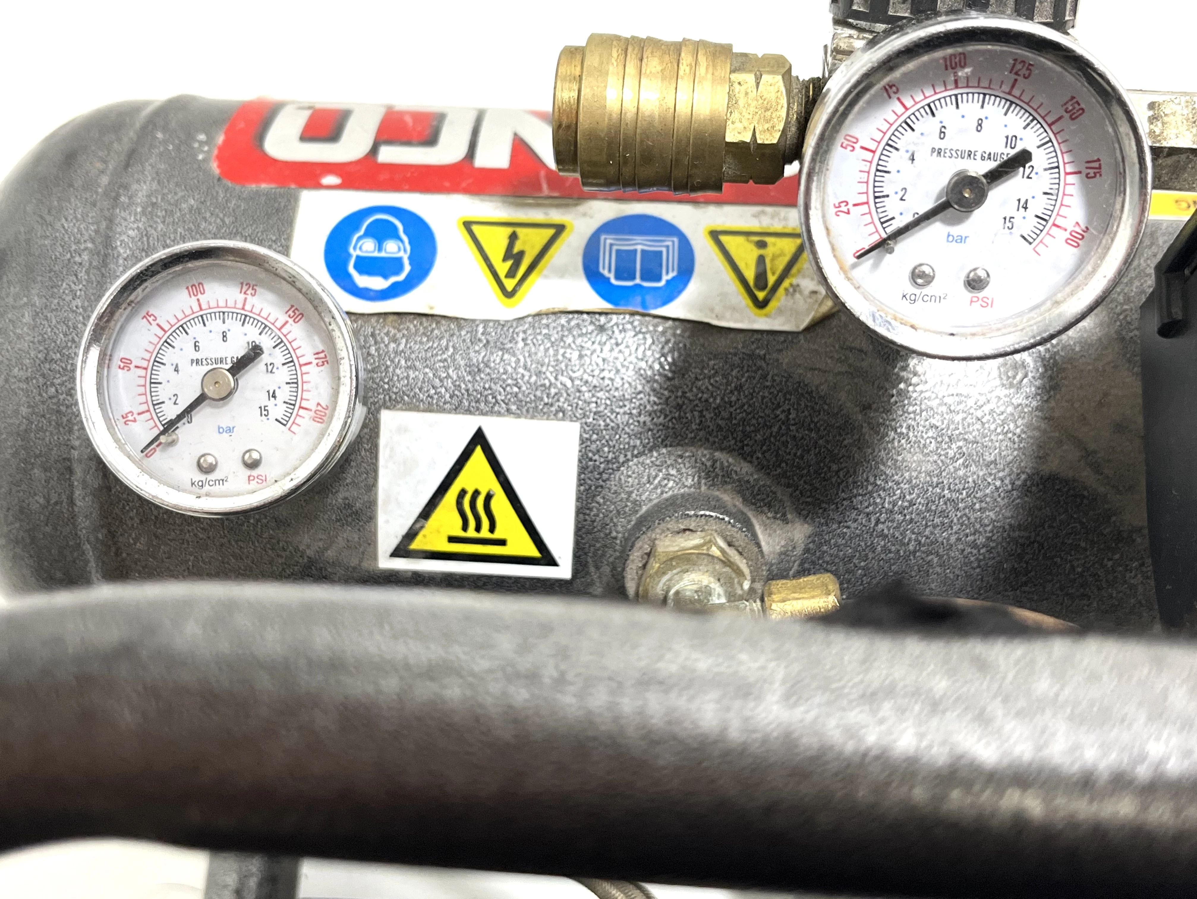 kompresor-senco-mini-pc1010-pojemnosc-zbiornika-38