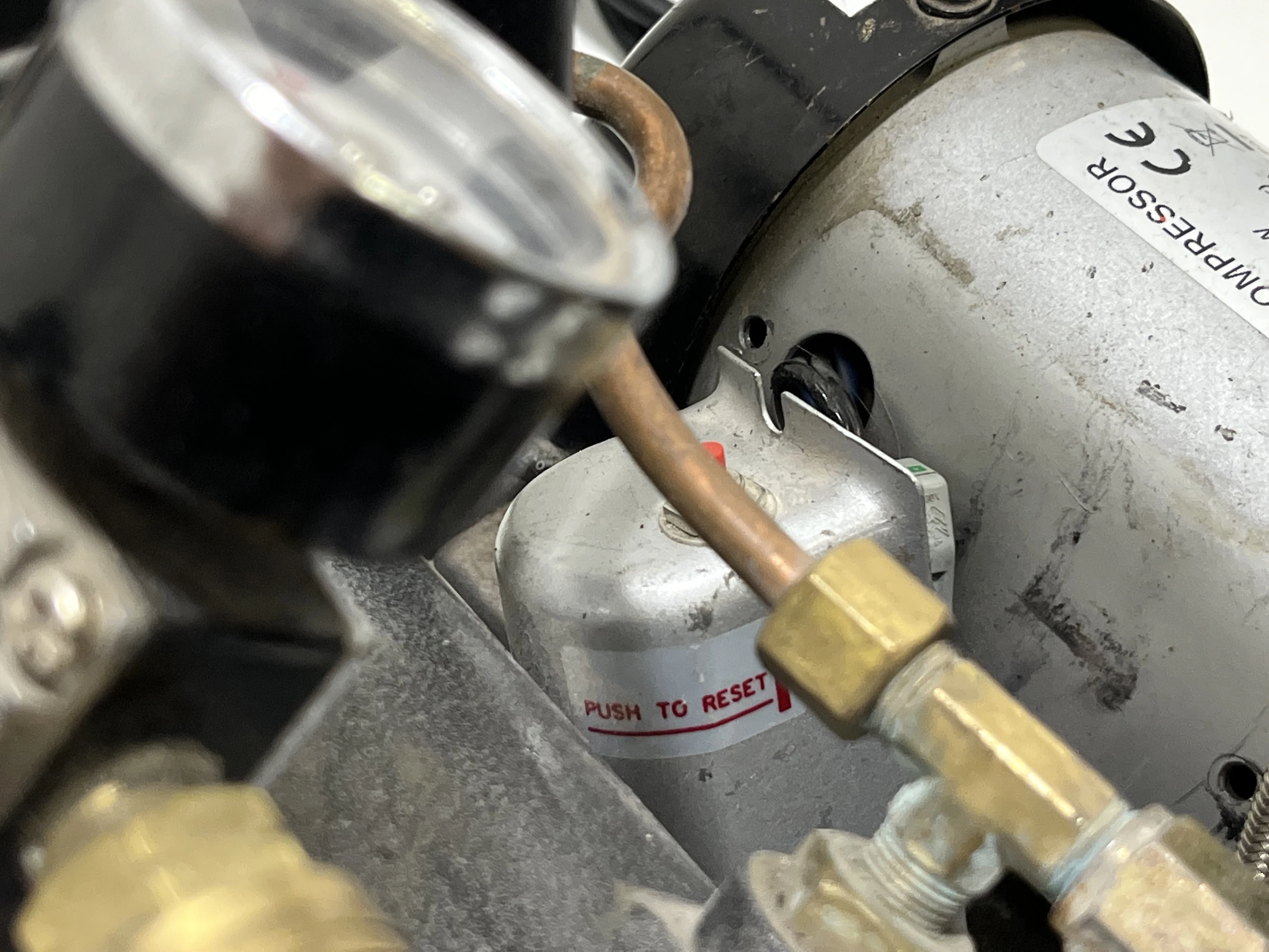 kompresor-senco-mini-pc1010-stan-uzywany