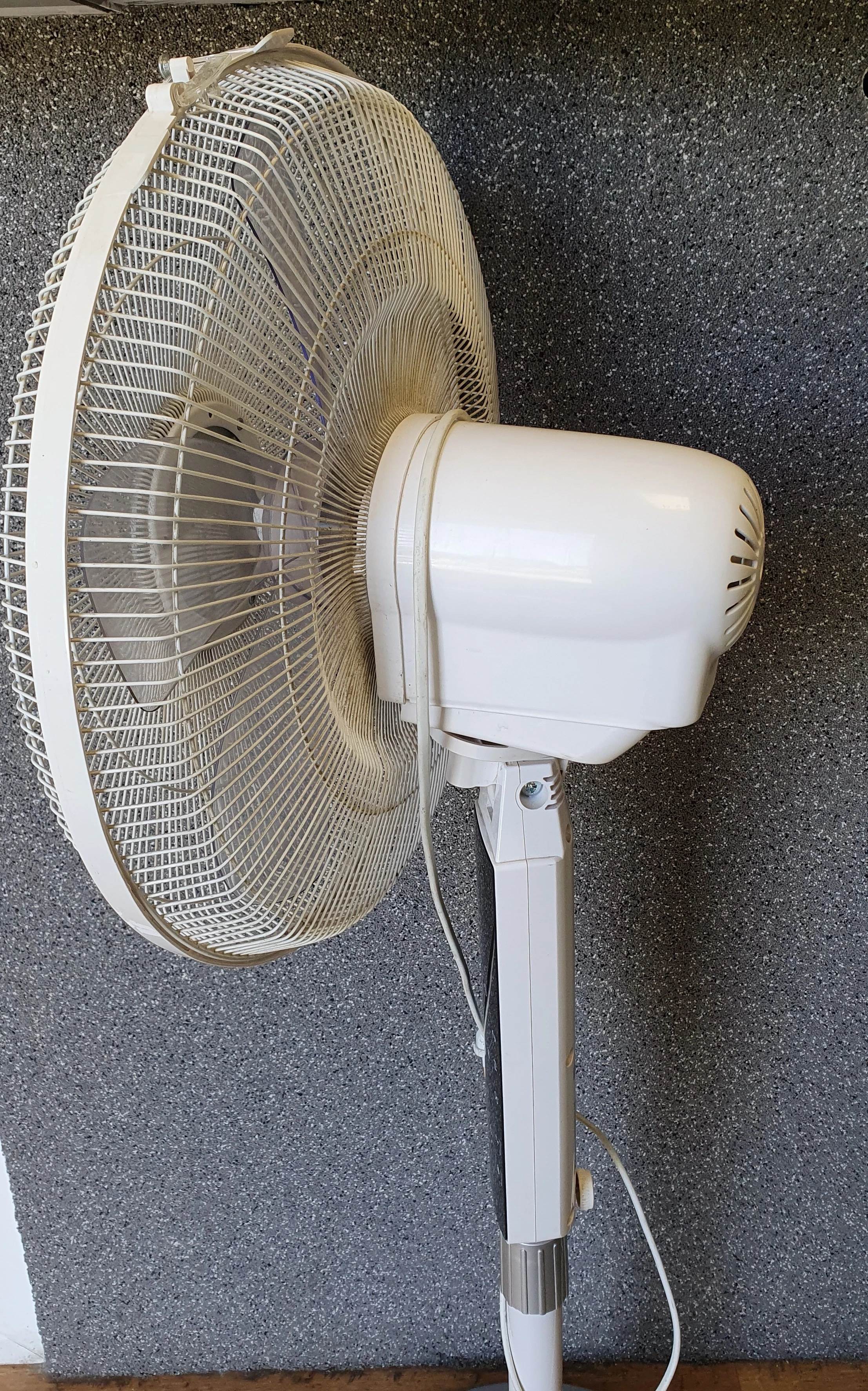 wiatrak-silvercrest-rodzaj-wentylatora-podlogowy