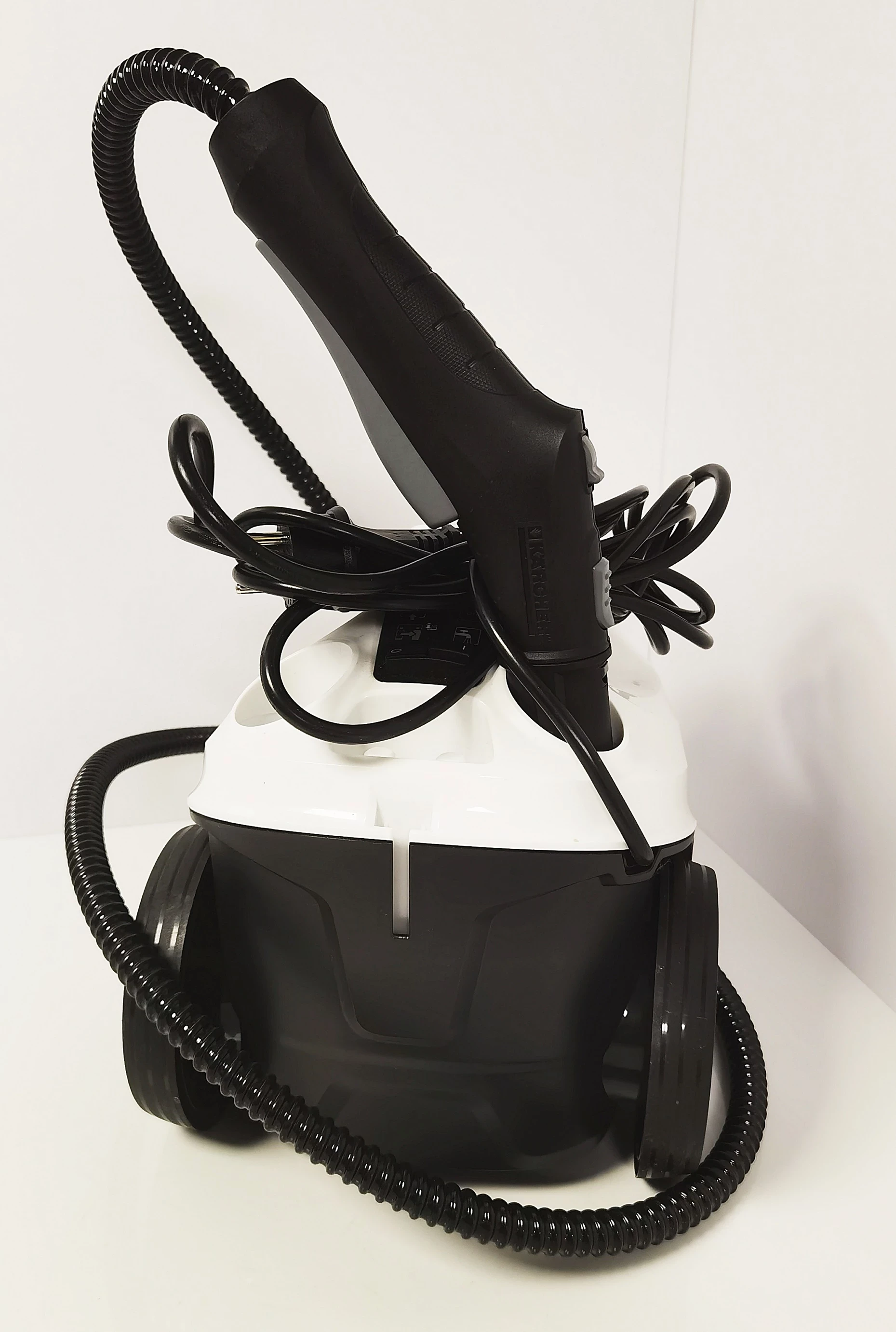 myjka-parowa-karcher-sc3-parownica-moc-w-1900