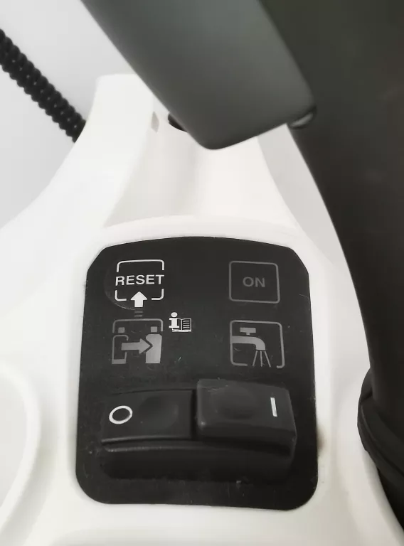 myjka-parowa-karcher-sc3-parownica-pojemnosc-1