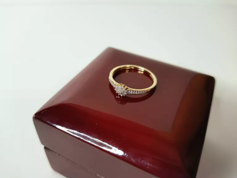 PIĘKNY ZŁOTY PIERŚCIONEK 14K DIAMENTY APART