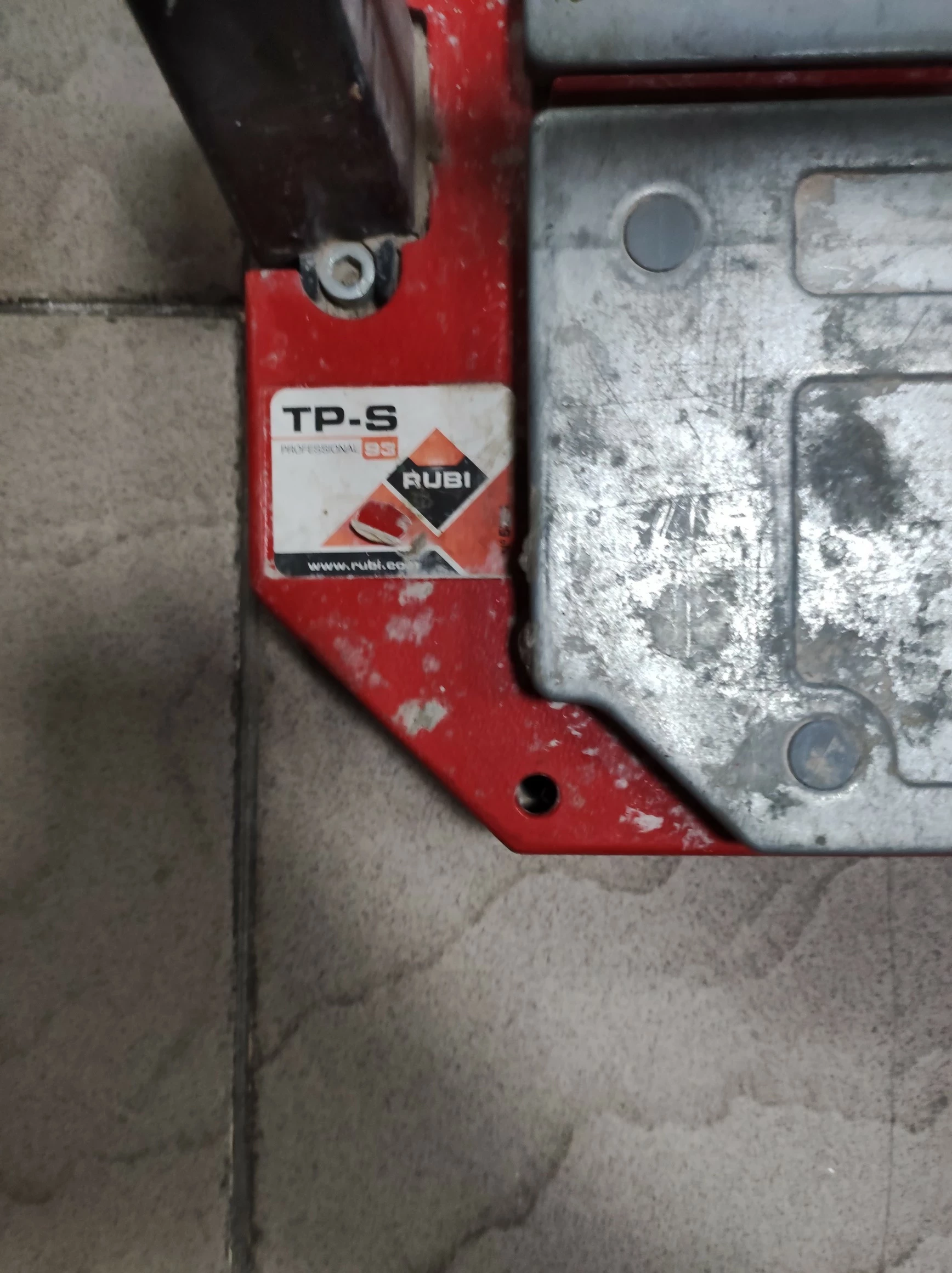 maszyna-do-ciecia-plytek-rubi-tp-93-s-marka-rubi