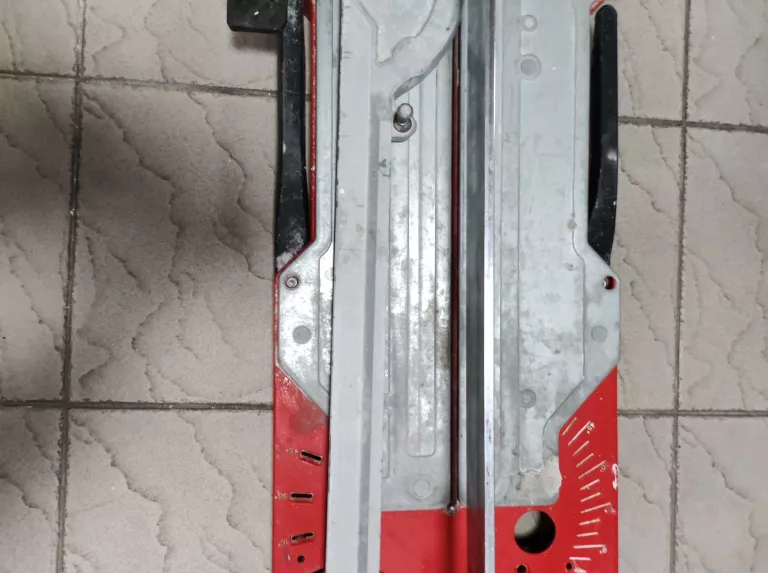 MASZYNA DO CIĘCIA PŁYTEK RUBI TP-93-S