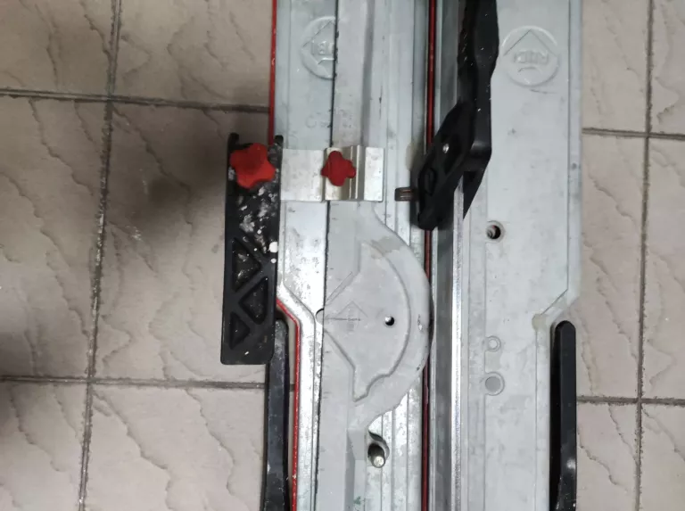 MASZYNA DO CIĘCIA PŁYTEK RUBI TP-93-S