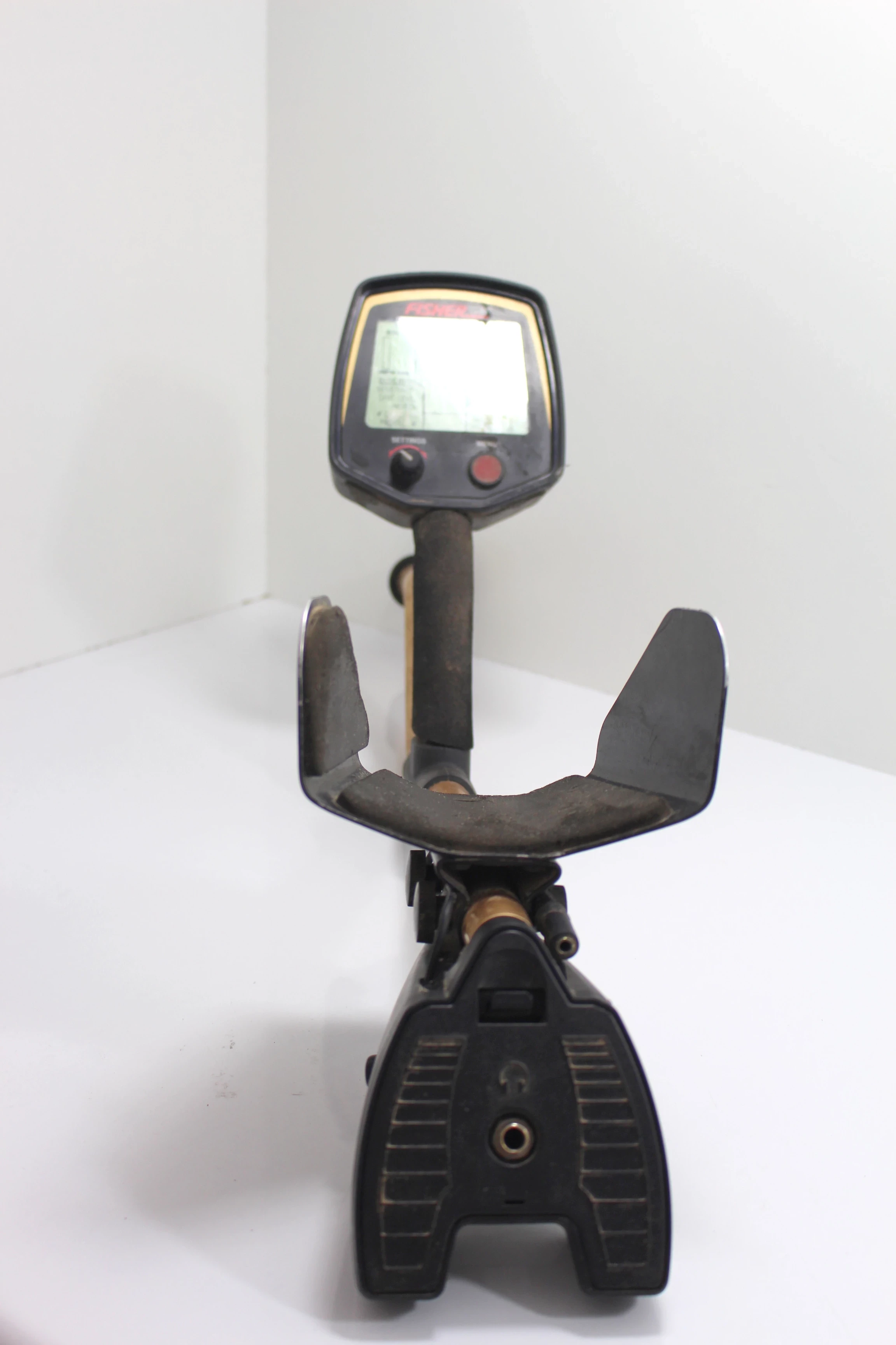 wykrywacz-metali-fisher-f75-marka-fisher