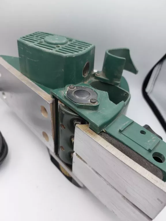 STRUG ELEKTRYCZNY EUROTEK EP-240