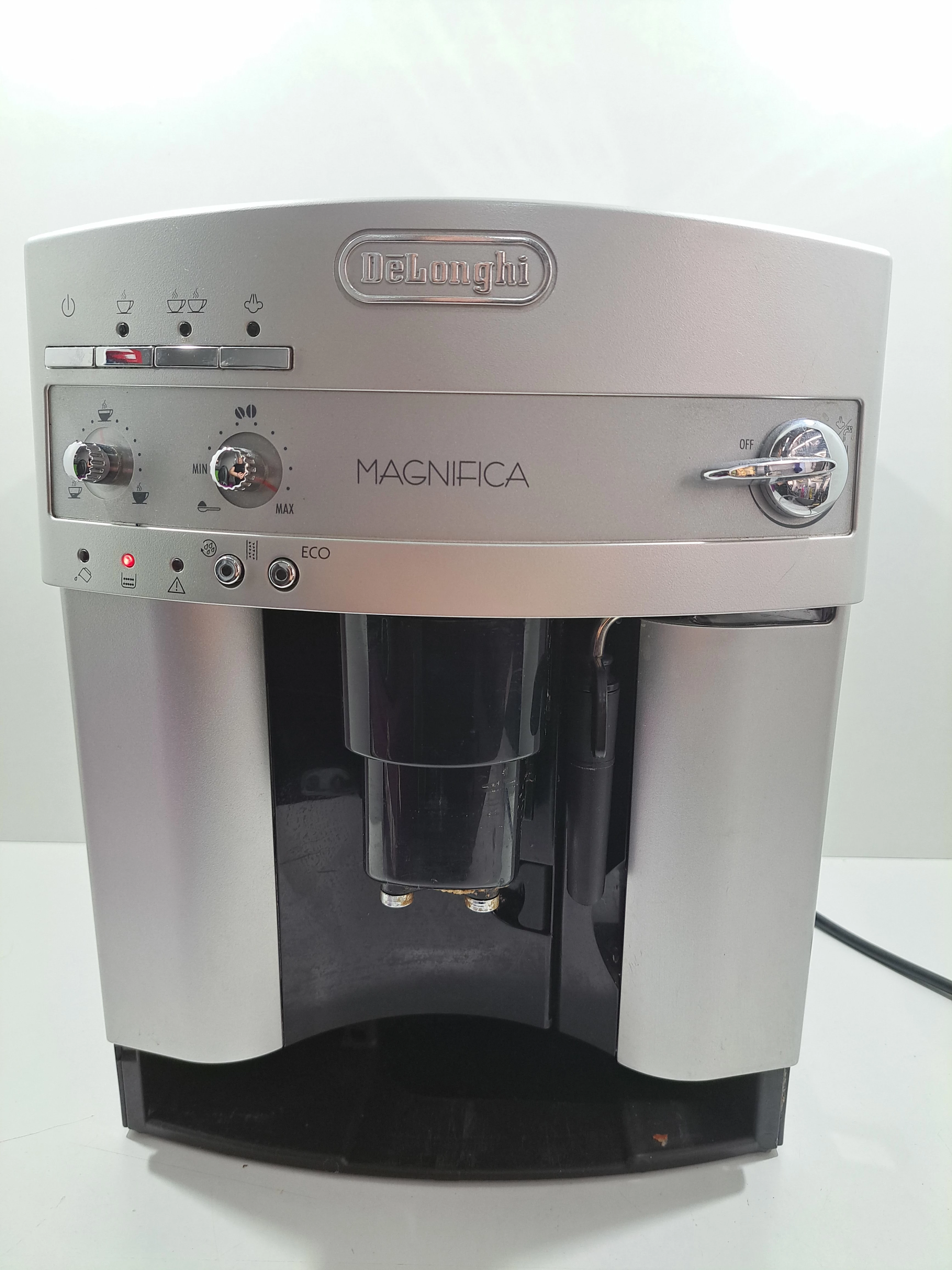 ekspres-cisnieniowy-delonghi-magnifica-esam-3200-dworcowa-64-oborniki-for-cash