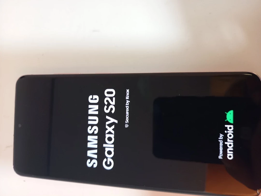 telefon-samsung-galaxy-s20-kod-producenta-sm-g980fzideue