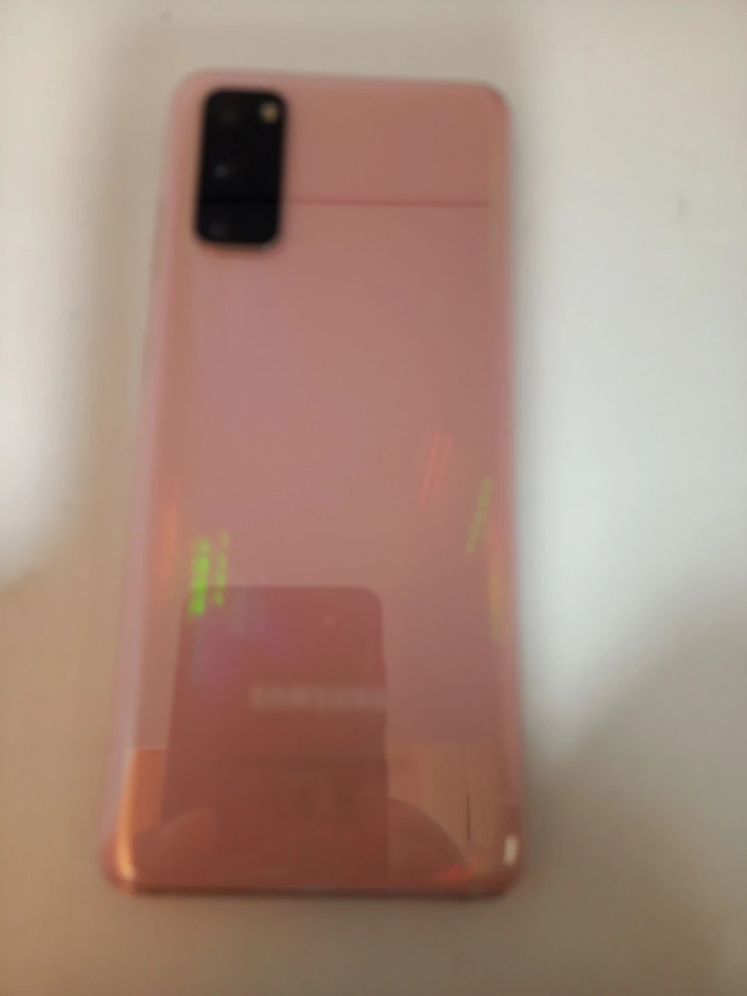 telefon-samsung-galaxy-s20-stan-uzywany
