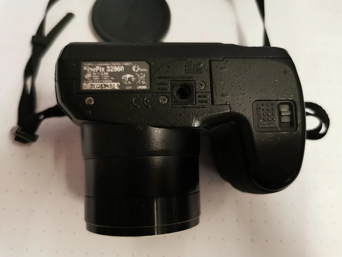 aparat-fujifilm-finepix-s2950-14-mpix-torba-stabilizacja-cyfrowa