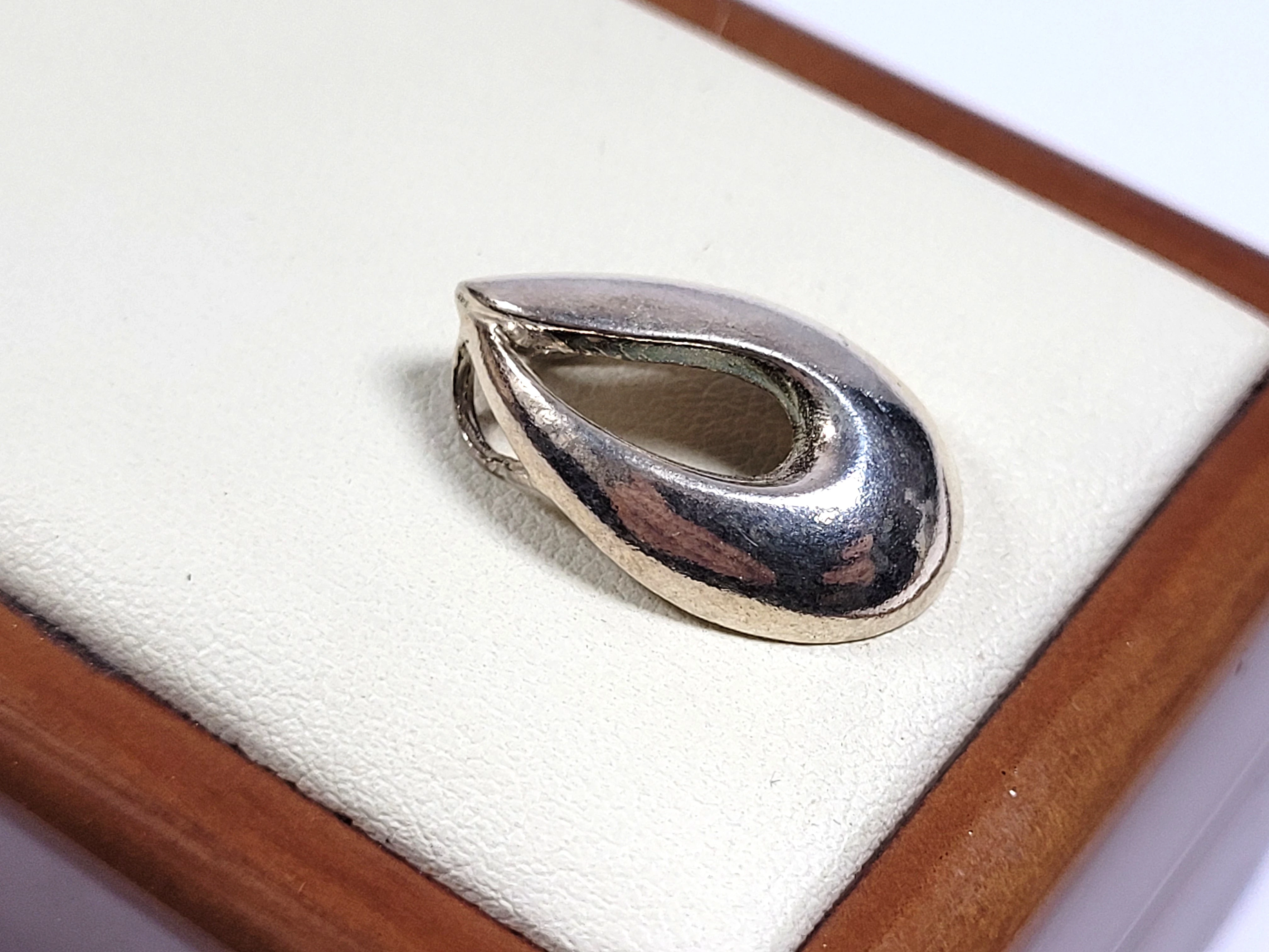 srebrny-wisiorek-925-251g-zamkowa-19-wegorzewo