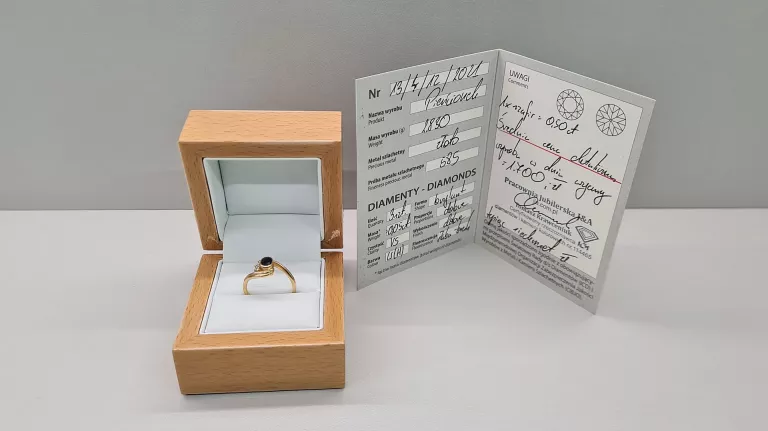 ZŁOTY PIERŚCIONEK Z BRYLANTAMI 2,83 G 585