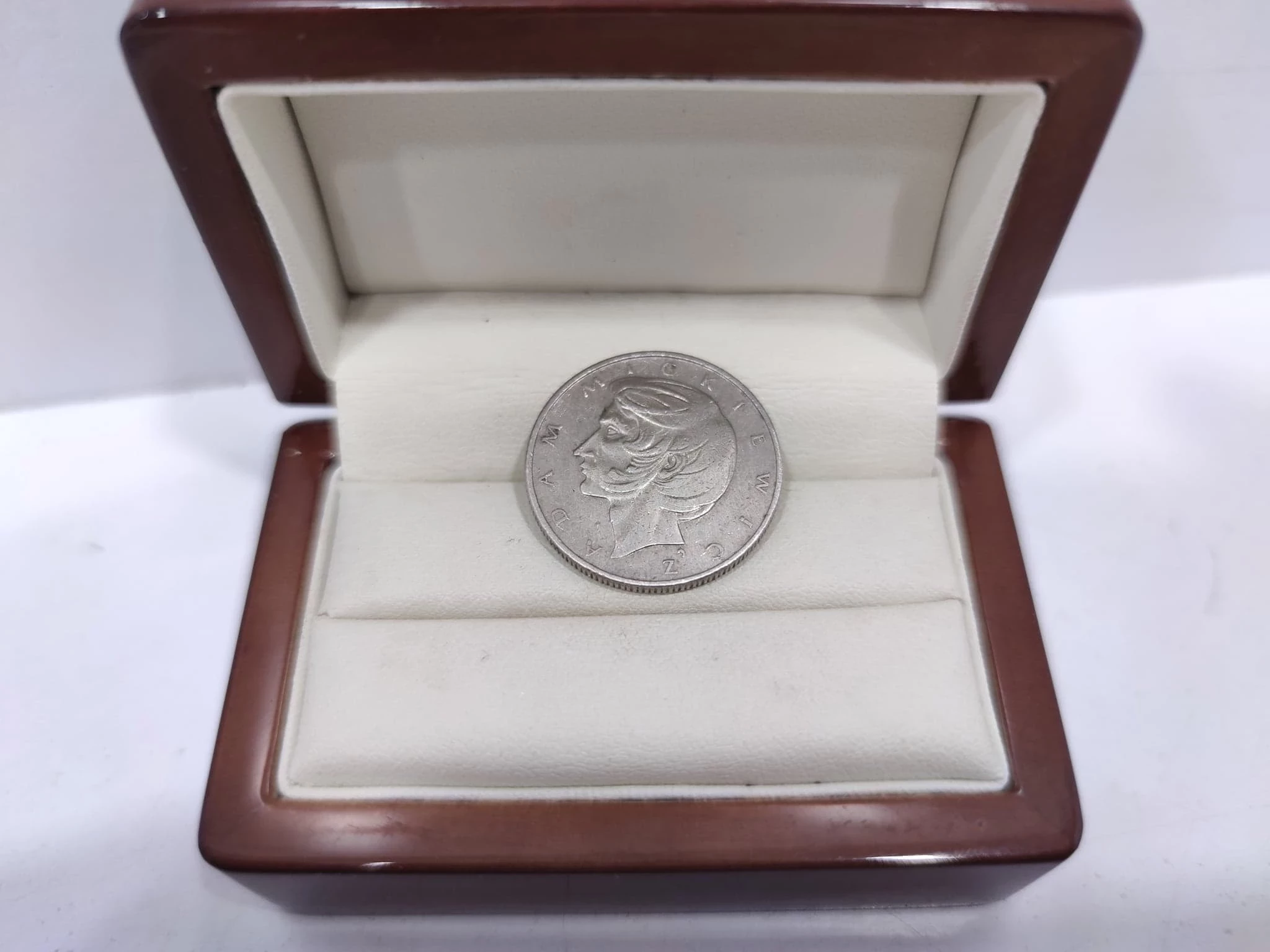 moneta-10zl-adam-mickiewicz-1975-nominal-10-zlotych