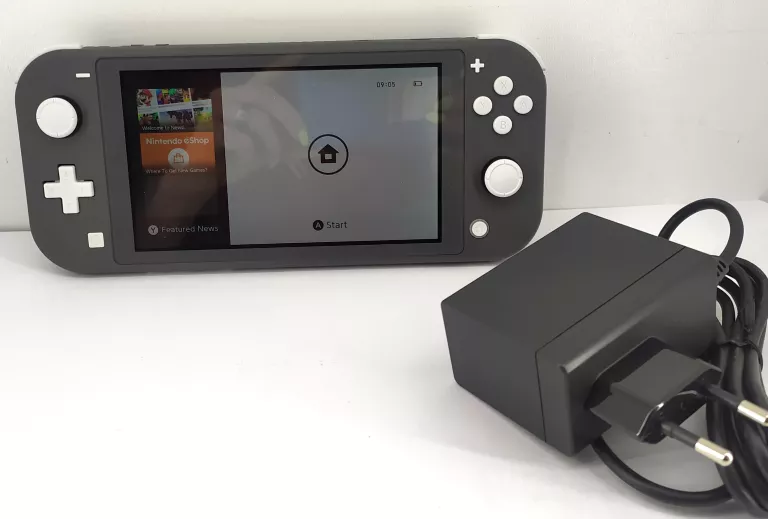 NINTENDO SWITCH LITE + GTA TRILOGY/ŁAD/PUD JAK NO