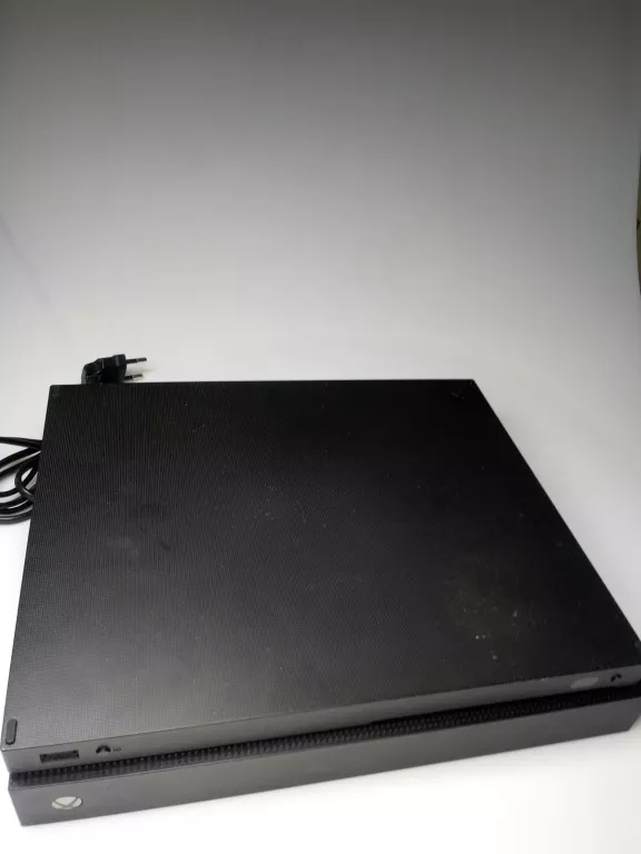 KONSOLA XBOX ONE X 1787