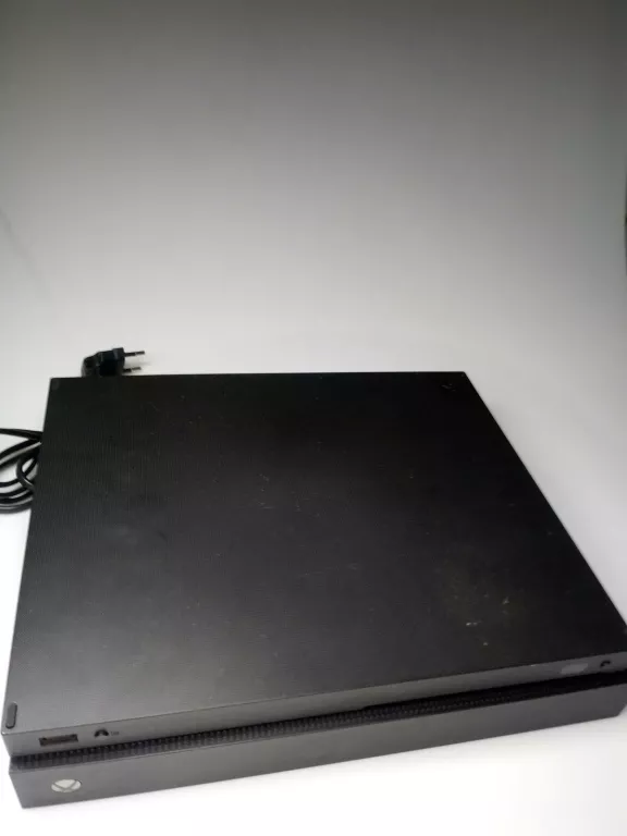 KONSOLA XBOX ONE X 1787